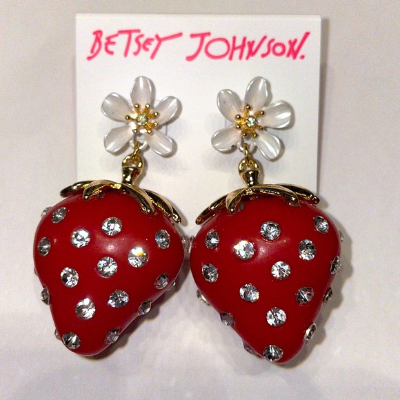 Betsey Johnson Red Strawberry White Flower Dangling Earrings Rhinestone New - Picture 1 of 6